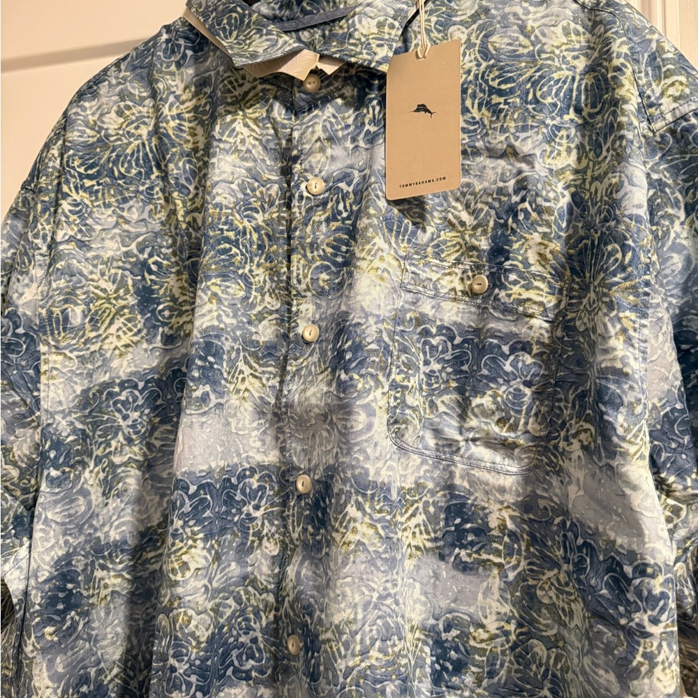 NWT Tommy Bahama Blue and Green Batik Shirt